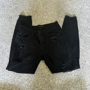 Black KanCan skinny jeans women’s size 7/27